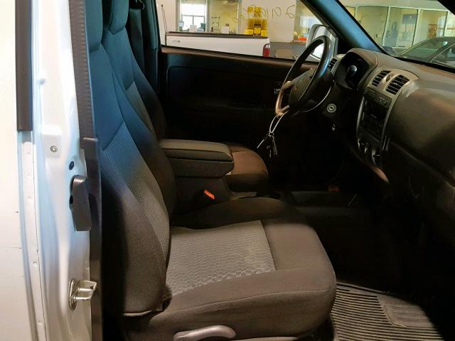 1GCJTDFE4B8105571 - 2011 CHEVROLET COLORADO L WHITE photo 5