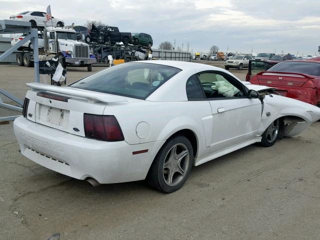 1FAFP42X04F103581 - 2004 FORD MUSTANG GT WHITE photo 4