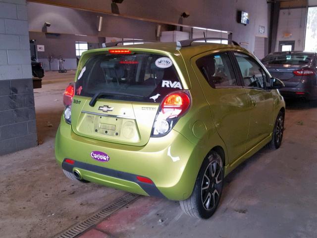 KL8CF6S90DC593933 - 2013 CHEVROLET SPARK 2LT GREEN photo 4