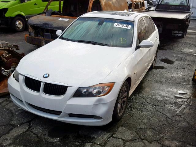 WBAVC53517FZ72955 - 2007 BMW 328 I SULE WHITE photo 2