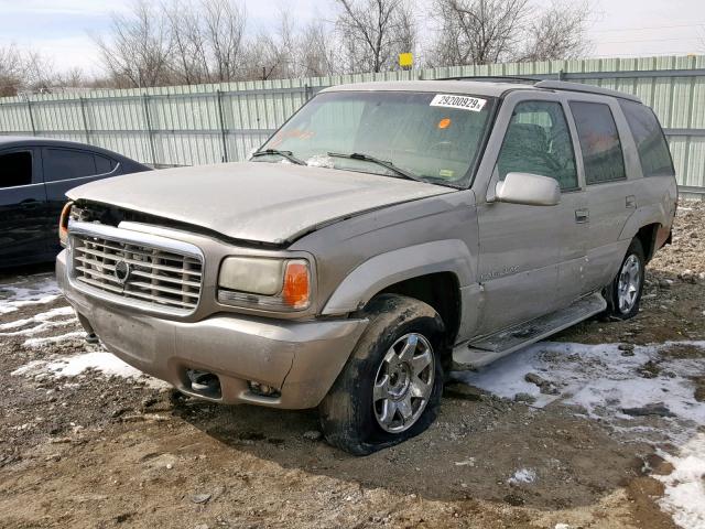 1GYEK13R8XR411422 - 1999 CADILLAC ESCALADE TAN photo 2