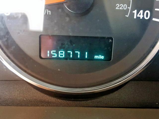 1J8HG58206C337527 - 2006 JEEP COMMANDER GREEN photo 8