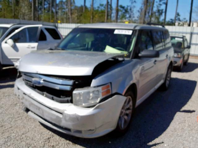 2FMDK51C39BA18761 - 2009 FORD FLEX SE SILVER photo 2