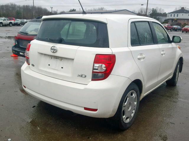 JTKKU10448J014018 - 2008 TOYOTA SCION XD WHITE photo 4