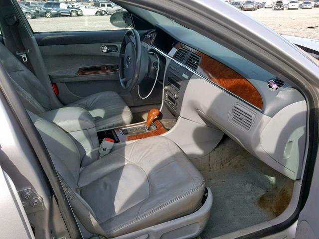 2G4WD532351234746 - 2005 BUICK LACROSSE C SILVER photo 5