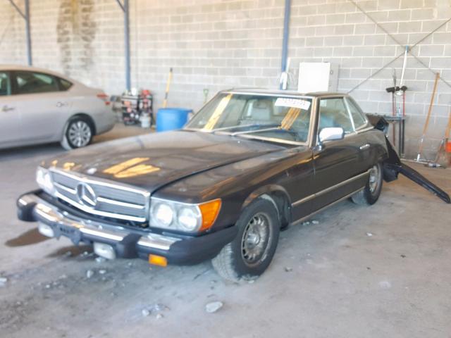 WDBBA45C8FA024886 - 1985 MERCEDES-BENZ 380 SL GRAY photo 2