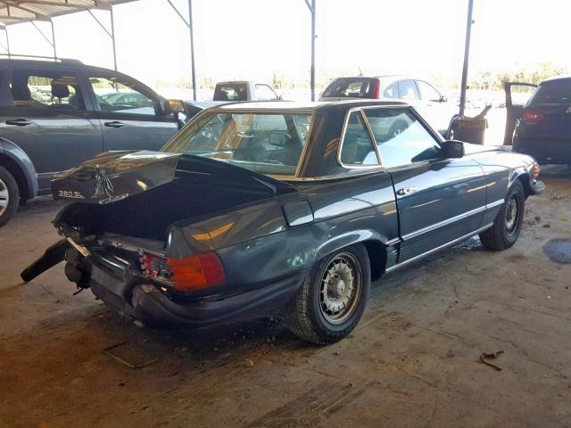 WDBBA45C8FA024886 - 1985 MERCEDES-BENZ 380 SL GRAY photo 4