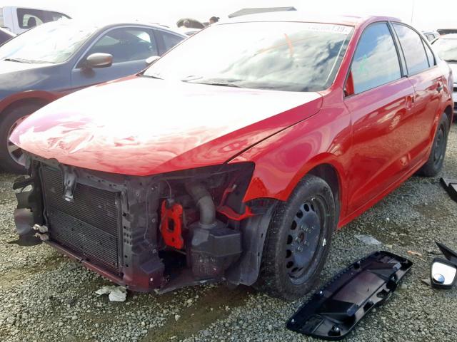 3VW2K7AJ5CM348958 - 2012 VOLKSWAGEN JETTA BASE RED photo 2