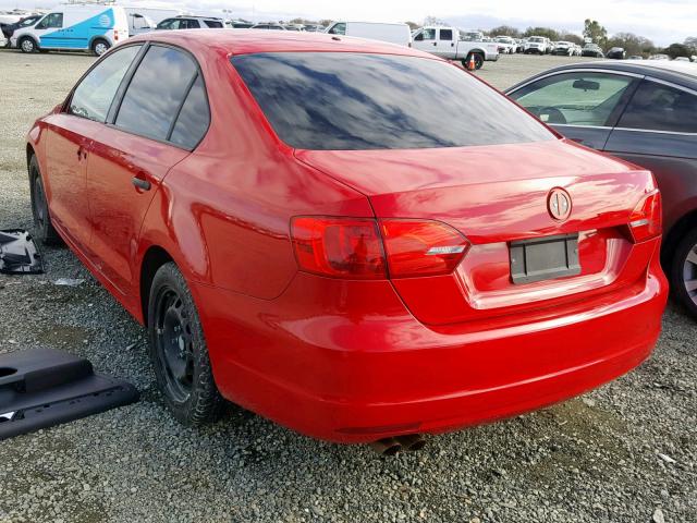 3VW2K7AJ5CM348958 - 2012 VOLKSWAGEN JETTA BASE RED photo 3