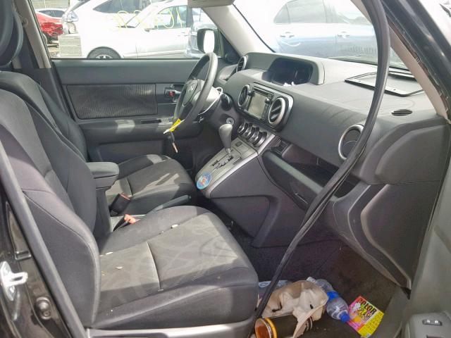JTLZE4FE4DJ044798 - 2013 TOYOTA SCION XB 黑色 照片 5
