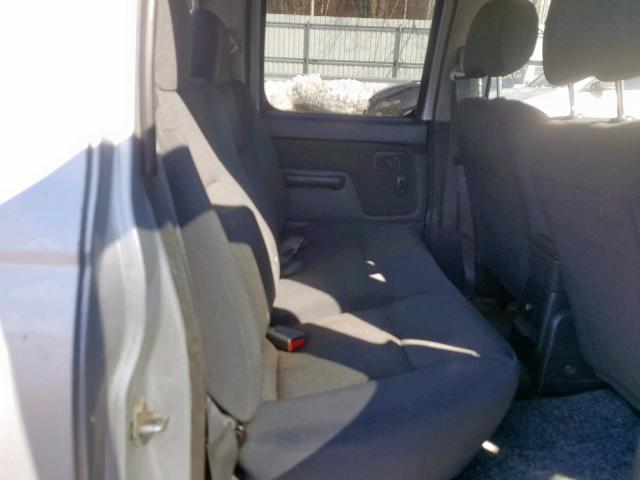 1N6ED29Y03C422123 - 2003 NISSAN FRONTIER C GRAY photo 6