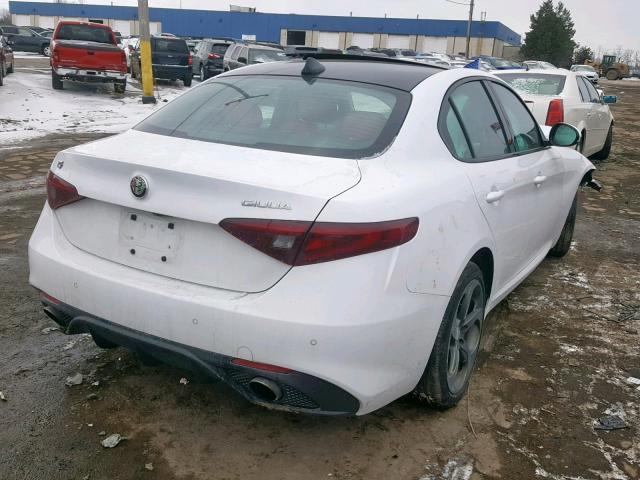 ZARFAEDN3H7555379 - 2017 ALFA ROMEO GIULIA Q4 WHITE photo 4