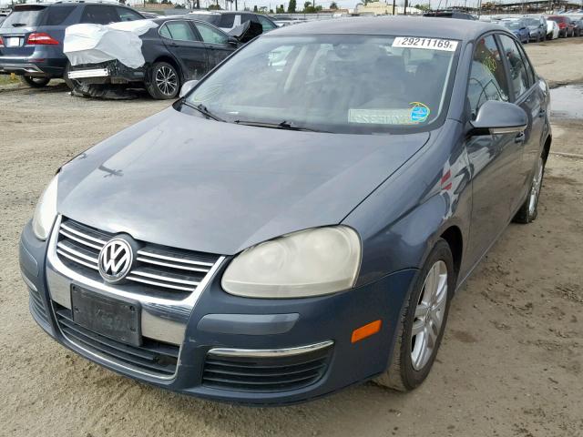 3VWPG71K17M123703 - 2007 VOLKSWAGEN JETTA 2.5 GRAY photo 2