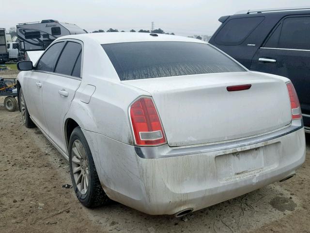 2C3CCAAG2EH373943 - 2014 CHRYSLER 300 WHITE photo 3