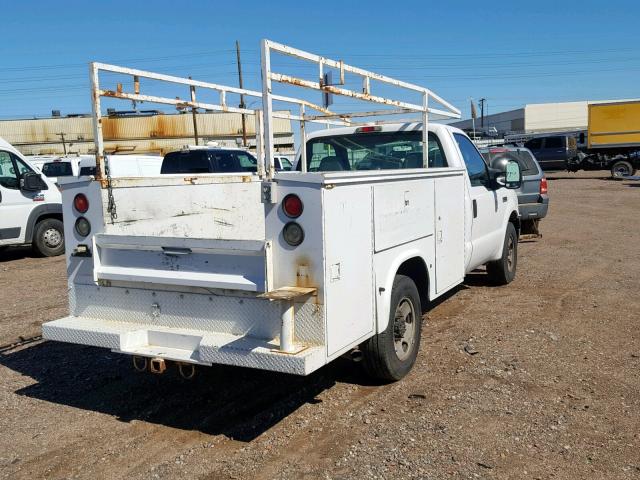 1FDSF34526EC11657 - 2006 FORD F350 SRW S WHITE photo 4