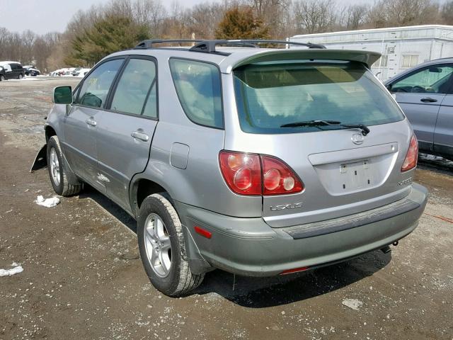 JT6HF10U4Y0149721 - 2000 LEXUS RX 300 SILVER photo 3