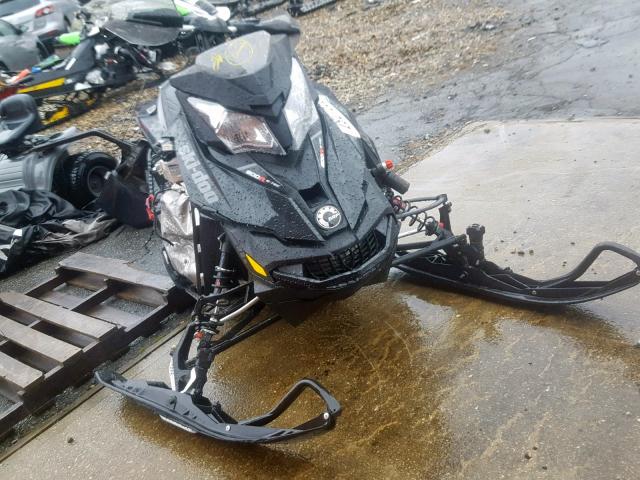 2BPSMXHH3HV000003 - 2017 SKI DOO SKDO W/TRL BLACK photo 1