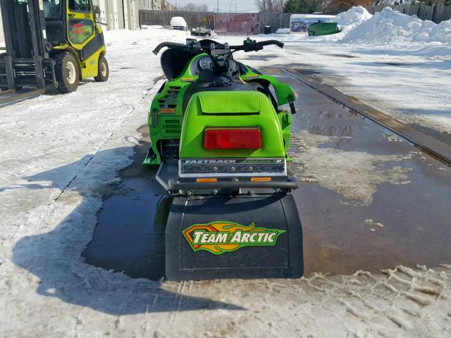 4UFU2SNW12T109645 - 2002 ARCTIC CAT ZR600 GREEN photo 4