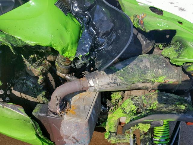 4UFU2SNW12T109645 - 2002 ARCTIC CAT ZR600 GREEN photo 8
