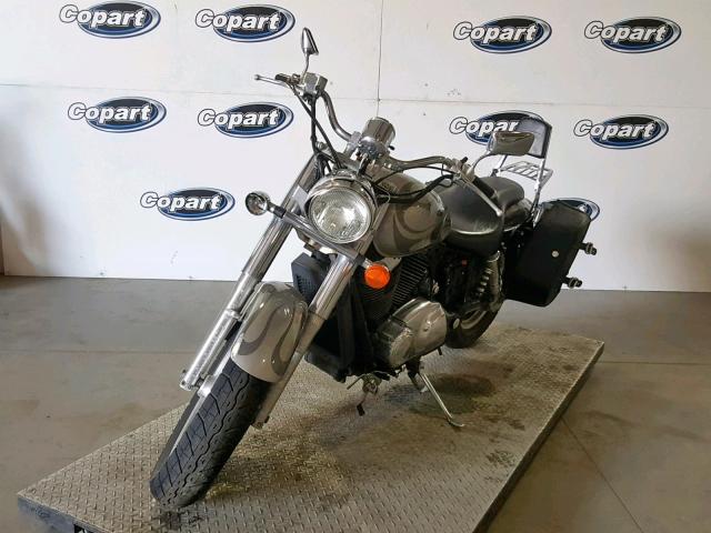 1HFSC43162A200587 - 2002 HONDA VT1100 C2 SILVER photo 2