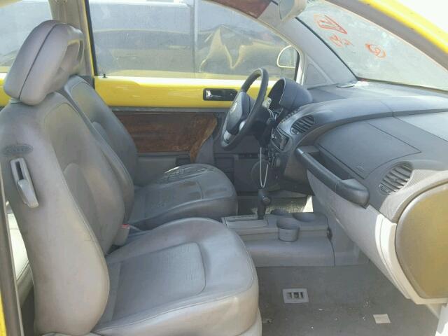 3VWCA21C5YM414850 - 2000 VOLKSWAGEN NEW BEETLE ყვითელი ფოტო 5