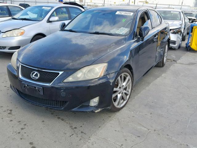 JTHBK262X75028665 - 2007 LEXUS IS 250 BLACK photo 2