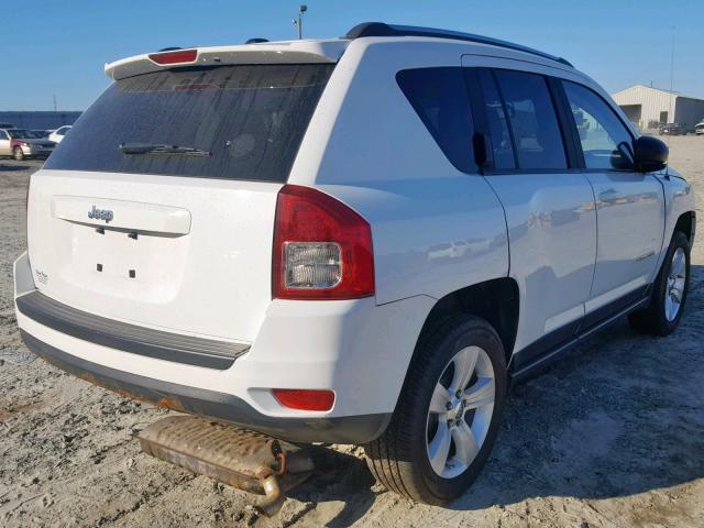 1C4NJCBBXCD622539 - 2012 JEEP COMPASS SP WHITE photo 4