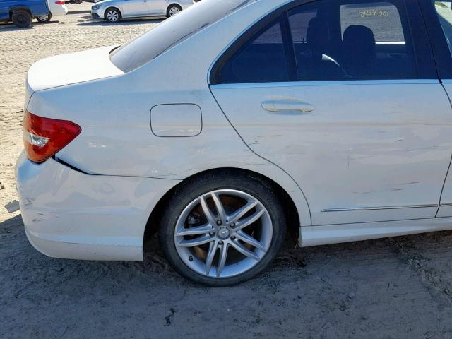 WDDGF4HB2CR211099 - 2012 MERCEDES-BENZ C 250 WHITE photo 9