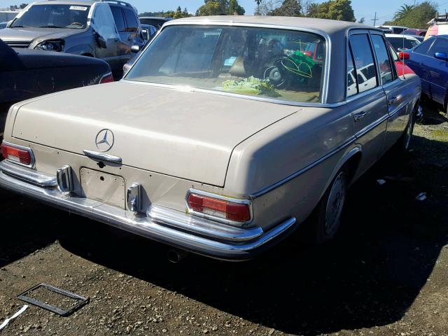 10801812032779 - 1971 MERCEDES-BENZ 280 BEIGE photo 4