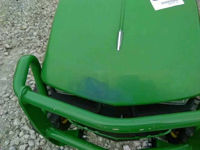 1LV1025RLGG105578 - 2016 JOHN DEERE TRACTOR GREEN photo 9