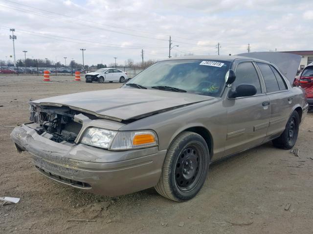 2FABP7BV1BX161392 - 2011 FORD CROWN VICT BROWN photo 2