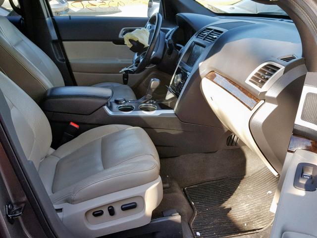 1FMHK8F82BGA15971 - 2011 FORD EXPLORER L GRAY photo 5