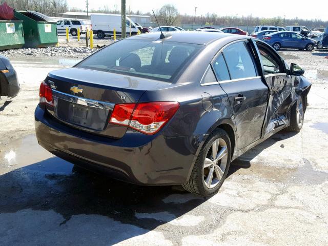 1G1PE5SB3F7236310 - 2015 CHEVROLET CRUZE LT BLACK photo 4