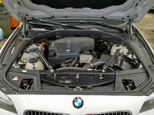 WBAXH5C58DD107322 - 2013 BMW 528 XI WHITE photo 7