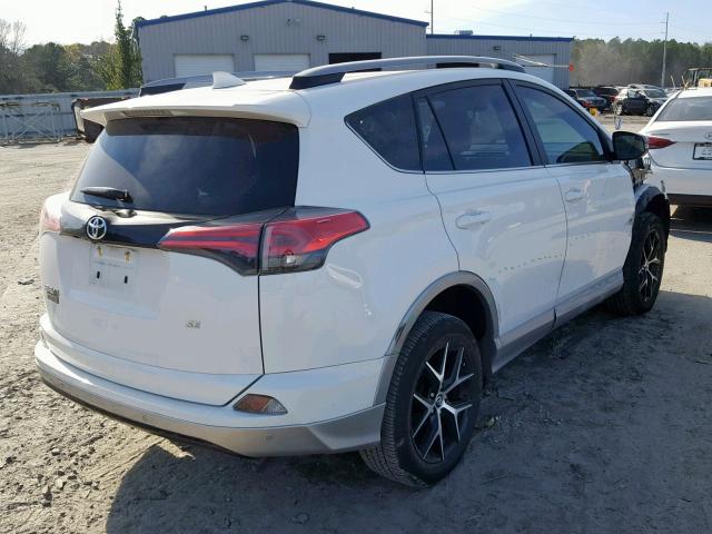 2T3NFREV0HW363614 - 2017 TOYOTA RAV4 SE WHITE photo 4