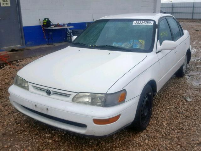 1NXBB02E9VZ593526 - 1997 TOYOTA COROLLA DX WHITE photo 2