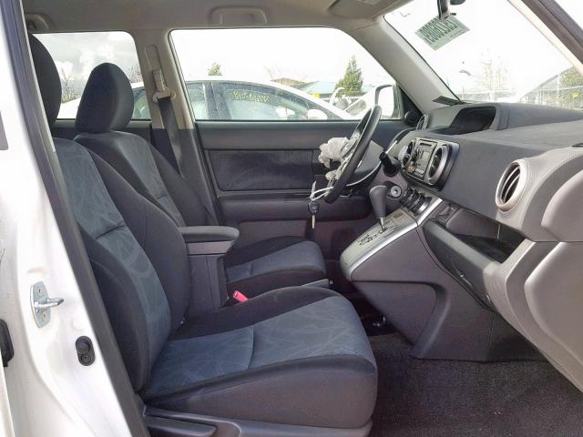 JTLZE4FE4C1142891 - 2012 TOYOTA SCION XB 白色 照片 5