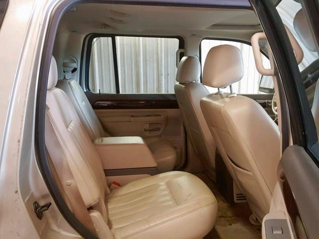 5LMEU68H04ZJ07275 - 2004 LINCOLN AVIATOR 棕色 照片 6