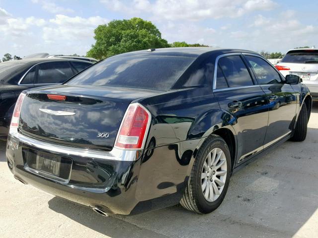 2C3CCAAG8DH506901 - 2013 CHRYSLER 300 BLACK photo 4