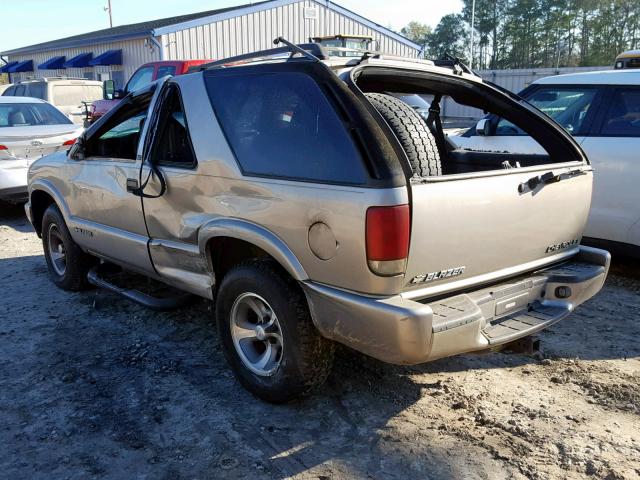 1GNCS18W4YK188597 - 2000 CHEVROLET BLAZER GOLD photo 3