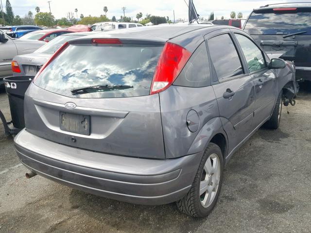 1FAHP37N37W238701 - 2007 FORD FOCUS ZX5 GRAY photo 4