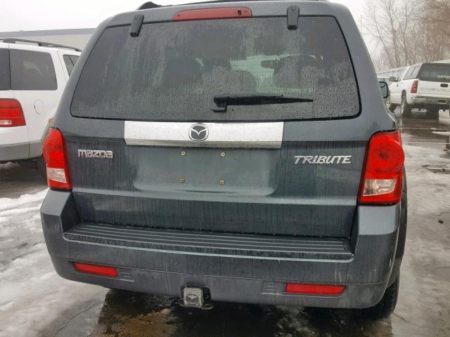 4F2CZ96158KM17105 - 2008 MAZDA TRIBUTE S GRAY photo 9