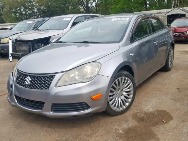 JS2RE9A39C6101440 - 2012 SUZUKI KIZASHI SE SILVER photo 2