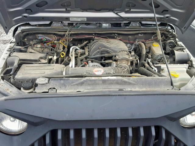 1C4AJWAGXDL648711 - 2013 JEEP WRANGLER S Gümüş foto 7