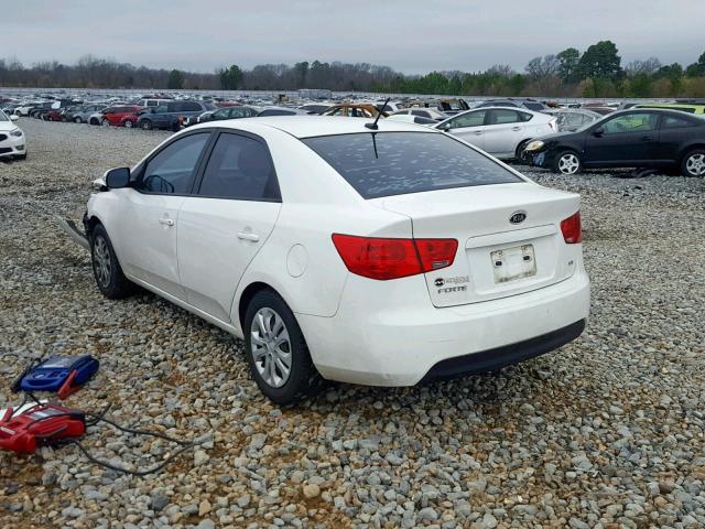 KNAFU4A24A5865321 - 2010 KIA FORTE EX WHITE photo 3