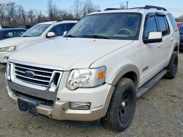 1FMEU74E38UB29505 - 2008 FORD EXPLORER E WHITE photo 2