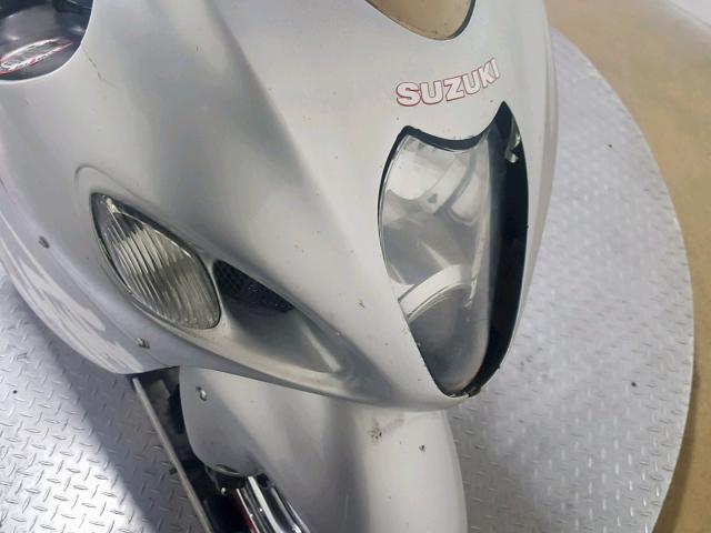 JS1GW71A532104936 - 2003 SUZUKI GSX1300 R SILVER photo 14