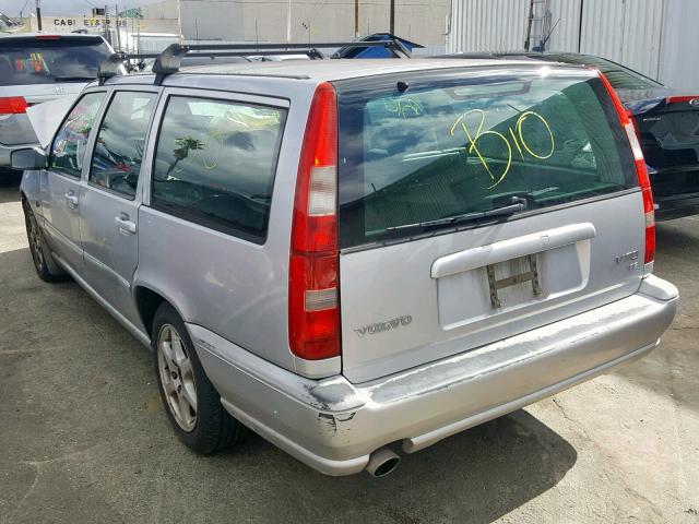 YV1LW61J7Y2706785 - 2000 VOLVO V70 BASE SILVER photo 3