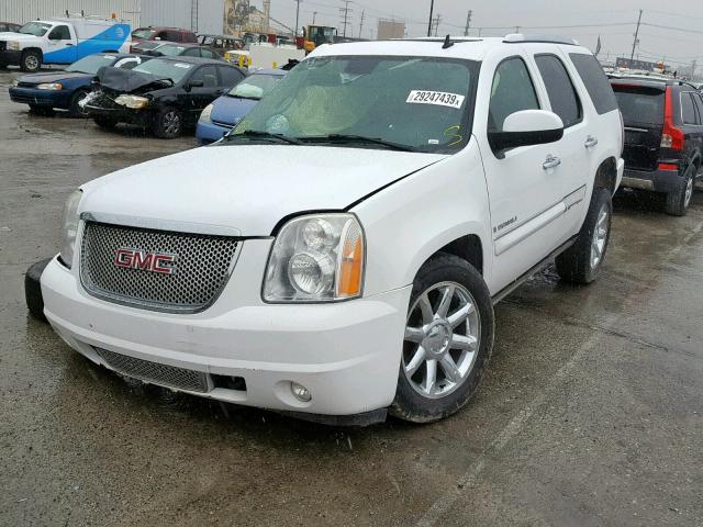 1GKEC63858J162752 - 2008 GMC YUKON DENA WHITE photo 2