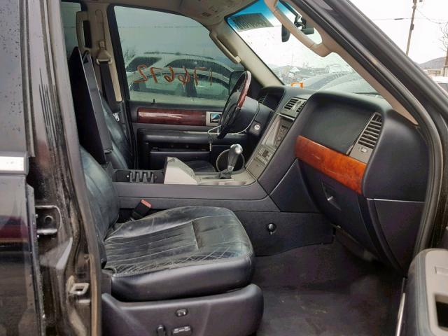 5LMFU27R23LJ10557 - 2003 LINCOLN NAVIGATOR BLACK photo 5